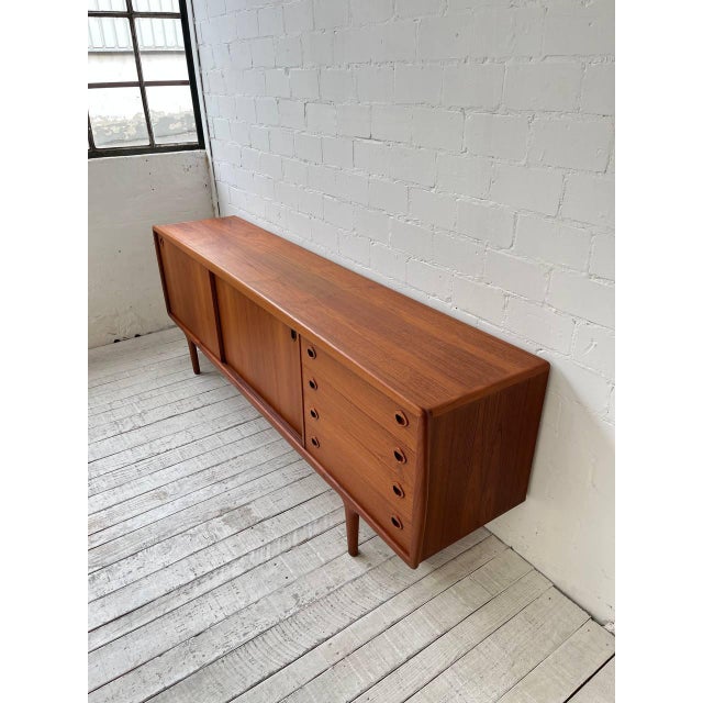 Vintage Teak Sideboard from H.P. Hansen For Sale - Image 6 of 13
