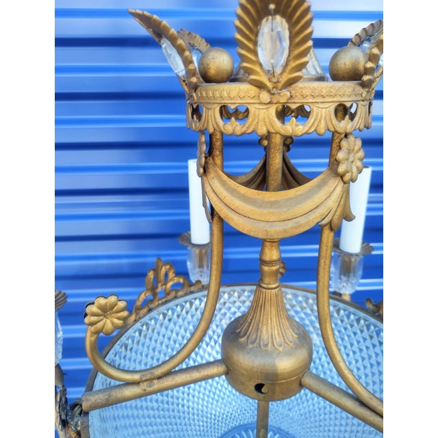 Vintage Hollywood Regency Brass Italian Diamond Cut Glass Elegant Swag 6 Light Chandelier For Sale - Image 11 of 13