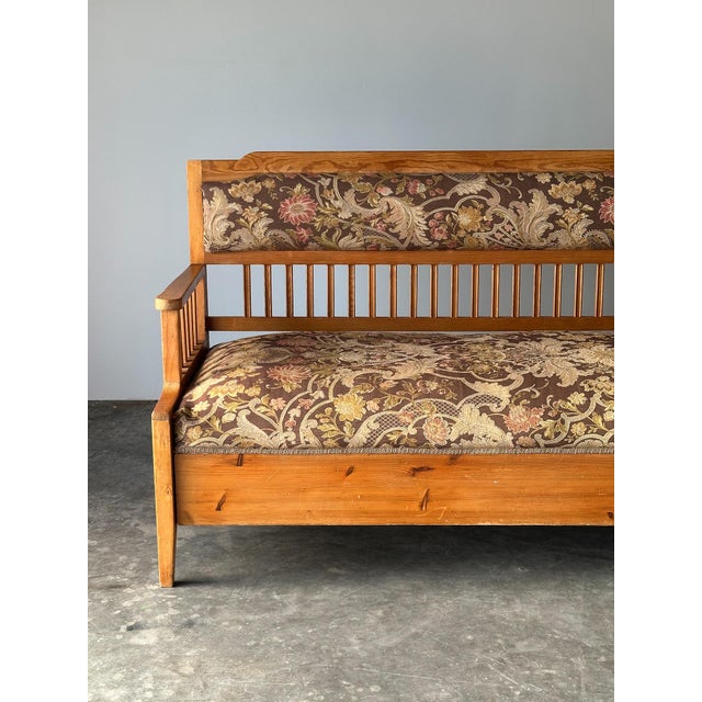 Pine Bench Fold-Out Daybed With Hidden Storage, Central Europe, 19th Century For Sale In Greensboro - Image 6 of 18