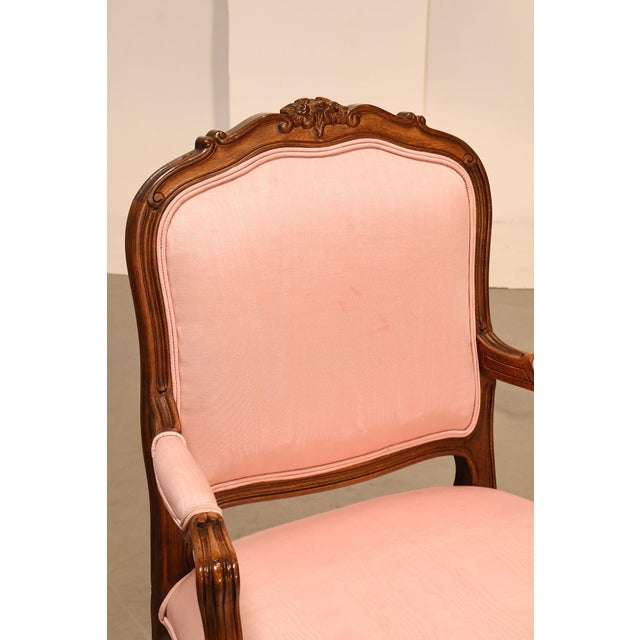Ethan Allen Ethan Allen French Louis XV Style Fauteuil Armchair For Sale - Image 4 of 18