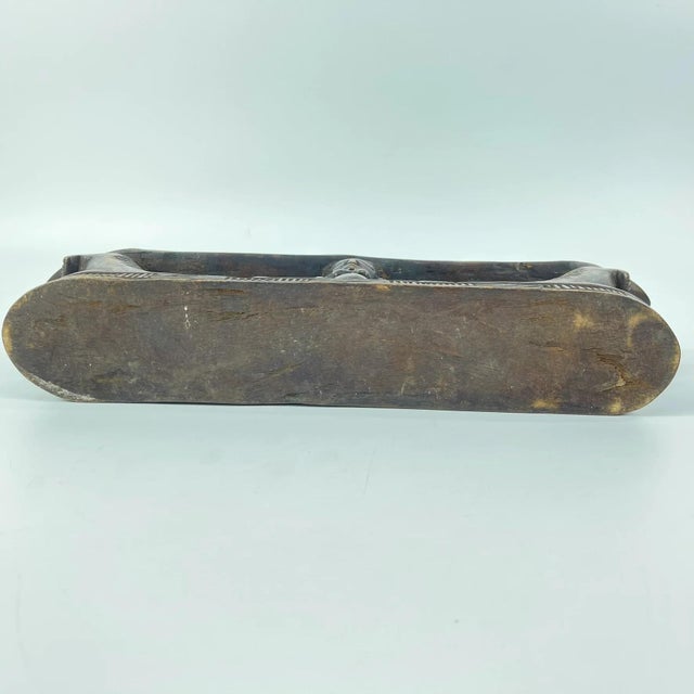 Early 20th Century Early 20th Century Songye Double Headrest with Lizards For Sale - Image 5 of 8