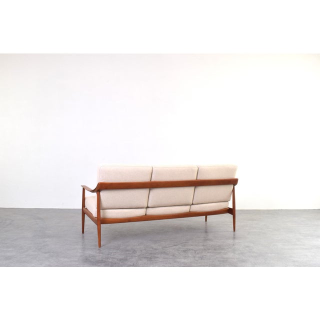 Mid-Century Modern Teak Sofa by Walter Knoll for Knoll Antimott, 1960s For Sale - Image 6 of 16
