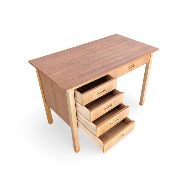 Mid-Century Modern Desk in Teak and Oak For Sale - Image 6 of 9