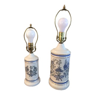 Vintage 1960s Cottage Style Matching Lamps - Pair Set of 2 For Sale