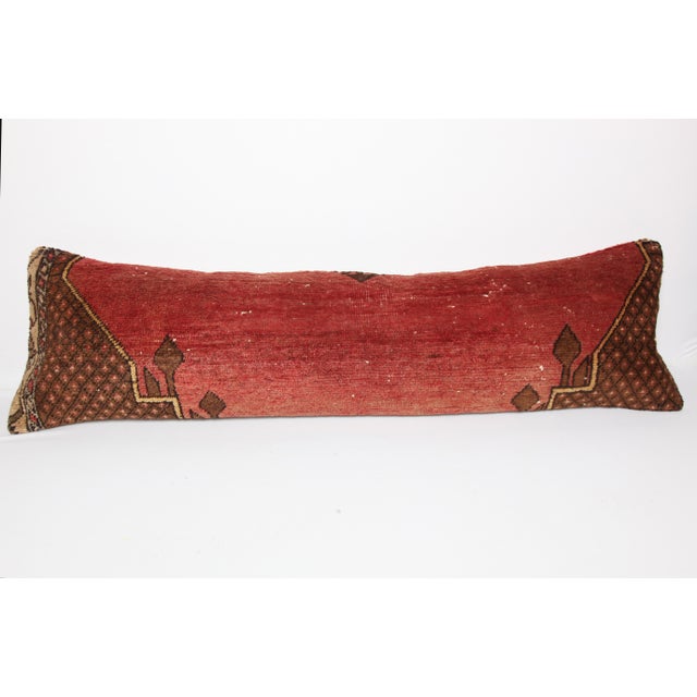 Here i am listing a 100% Handmade double knotted rug pillow cover, made from Vintage Anatolian carpet rug. This’s a modern...