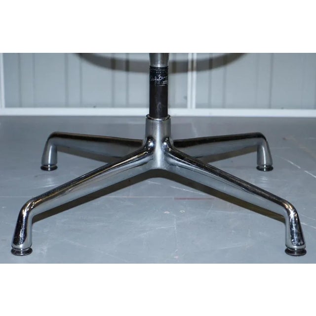 Black Leather Swivel Office Chair from Vitra For Sale - Image 10 of 18