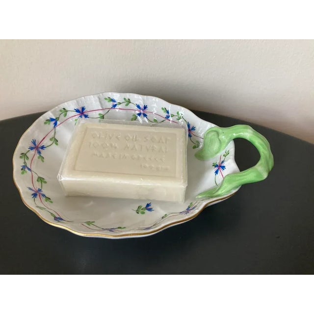 Mid 20th Century Mid 20th Century Herend Scalloped Sea Shell Porcelain Jewelry Dish With Handpainted Design For Sale - Image 5 of 18