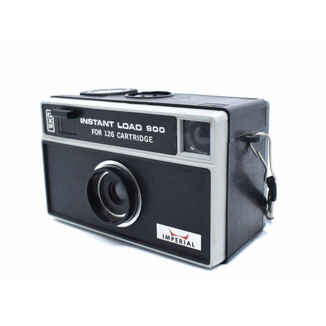 Mid-Century Modern Mid 20th Century Imperial Instant Load 900 Film Camera With Flash Cube Mount For Sale - Image 3 of 7