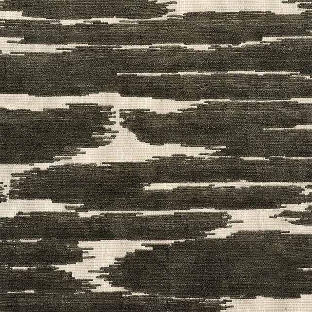 Sample - Schumacher Gibson Fabric in Charcoal For Sale