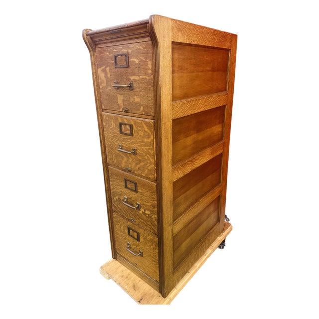 Antique Tiger Oak 4 Drawer Filing Cabinet by Yawman & Frbe MFG Co. For Sale