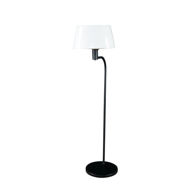 Mid-Century Modern Vintage Lightolier Pl-2912 Mid-Century Modern Minimalist Gooseneck Floor Lamp For Sale - Image 3 of 18