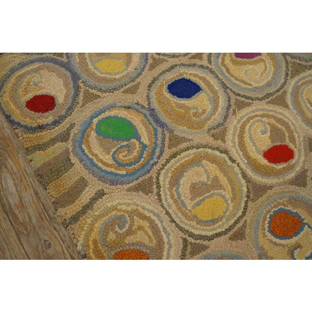 Sand 1930s Tans Sand Circles Folk Art Antique American Hooked Rug 2' 6'' X 12' 9'' Woven Wool Carpet For Sale - Image 8 of 12
