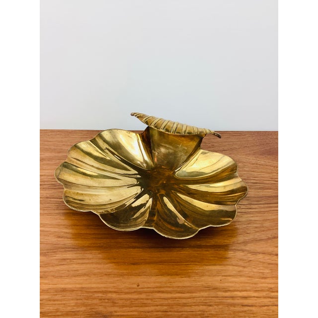 Vintage Brass Clam Shell Serving Tray made of brass clam shell shape scalloped edge curled handle great vintage condition...