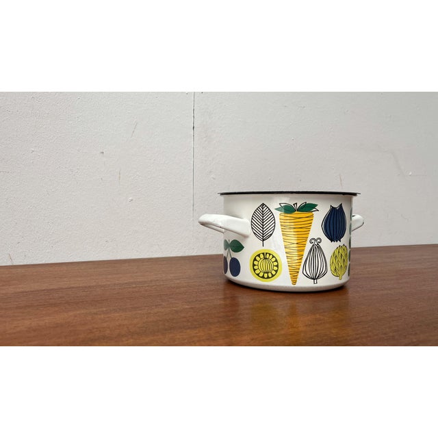 Mid-Century Modern Vegeta Series Enamel Pot by Esteri Tomul for Finel, Finland, 1960s For Sale - Image 6 of 18