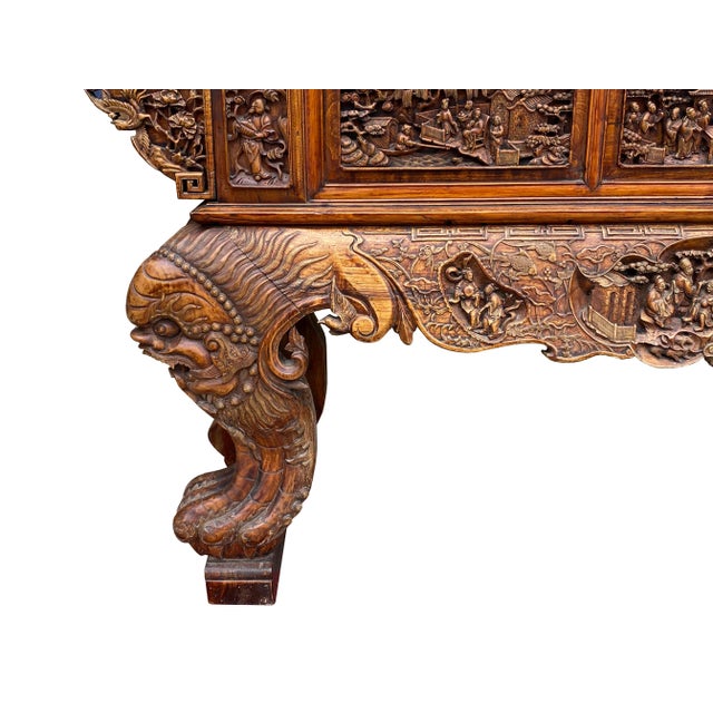 Chinese Vintage Opera Scenery Lion Heads Carving Long Altar Console Table For Sale - Image 11 of 12