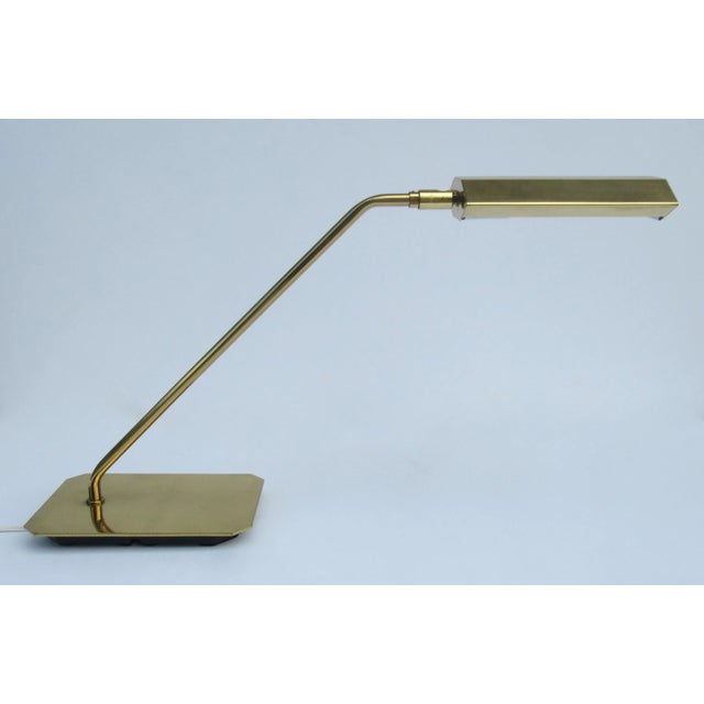 C.1960's Mid-Century Koch & Lowy "O. M. I.." Cantilevered Articulating Brass Desk Lamp For Sale - Image 13 of 13