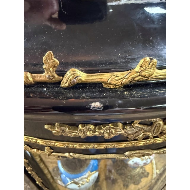 Wood French Louis XV-Style Ormolu Mounted Vitrine Display Cabinet For Sale - Image 7 of 7
