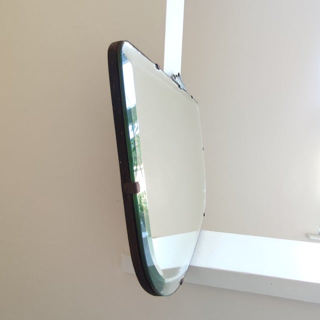 Silver Art Deco Wall Mirror with Bevelled Frameless Edge and Chrome Fantail Crest, 1930s For Sale - Image 8 of 13