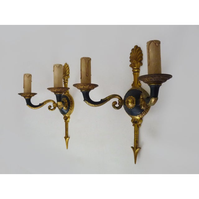Traditional Empire Double-Light Bronze Arrow Wall Sconces, 1950s, Set of 2 For Sale - Image 3 of 10