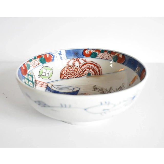 Chinese Antique Chinese Export Porcelain Matching Bowls - a Pair For Sale - Image 3 of 13