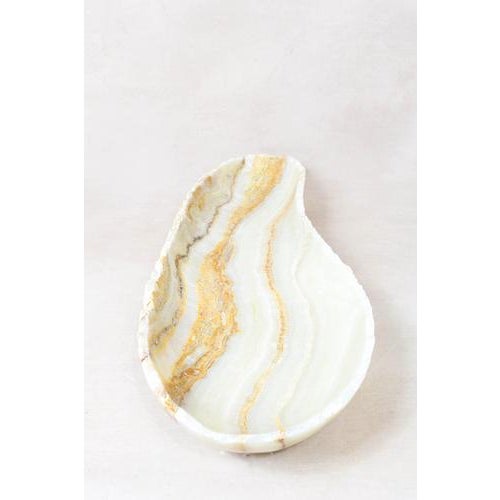 Premium onyx bowl with raw edge – a timeless statement piece elevate your home or office decor with the premium onyx bowl,...