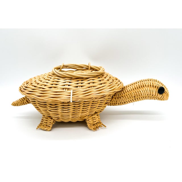 Vintage Wicker Turtle Lidded Box Basket With Handle – Whimsical Animal Storage - Coastal, Boho Chic, Palm Beach Regency For Sale - Image 10 of 11