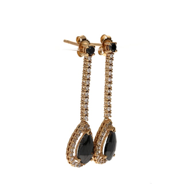 2.23 Carat Black and White Diamond Yellow Gold Drop Earrings, A Pair For Sale In Los Angeles - Image 6 of 8