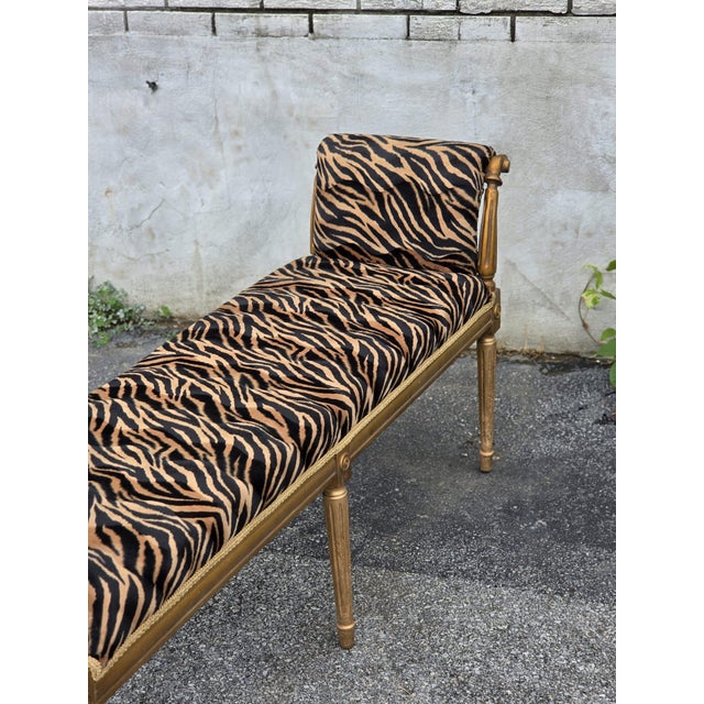 19th Century Italian Gilded Window Bench. For Sale In Philadelphia - Image 6 of 17