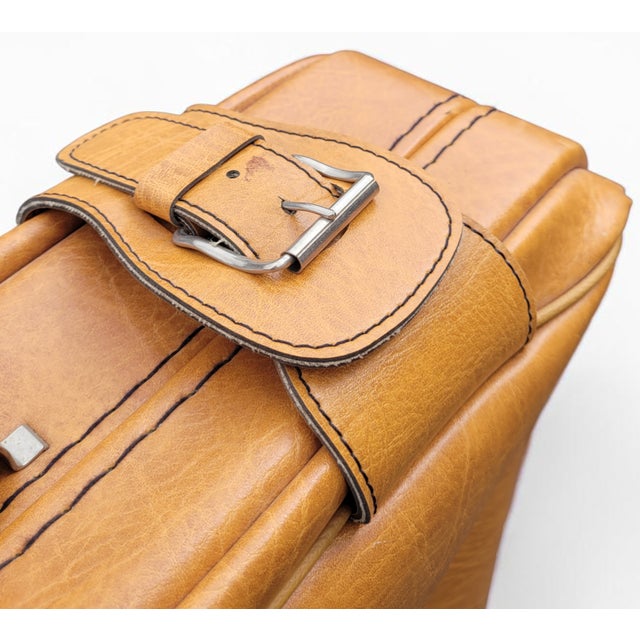Tan Lamb Leather Suitcases, Italy, 1950s, Set of 2 For Sale - Image 15 of 18