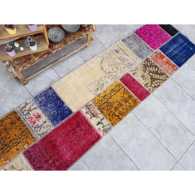 Mid 20th Century Colourful Natural Oushak Runner Rug For Sale - Image 6 of 9