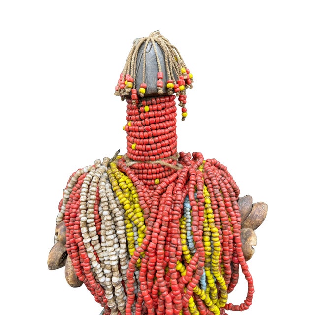 African Fali Glass Beaded Figures-A Pair For Sale - Image 4 of 5