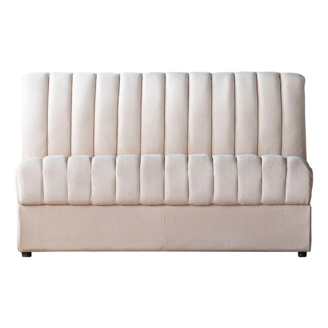 Matthew Izzo Home Estelle Oatmeal Velvet Straight Modular Banquette Sofa For Sale