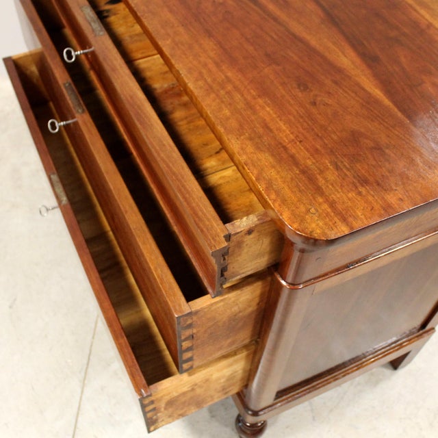 Brown Antique Italian Charles X Chest of Drawers in Walnut For Sale - Image 8 of 14