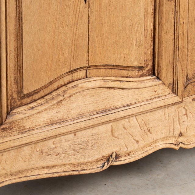 19th Century Large French Carved Bleached Oak Sideboard Buffet For Sale - Image 17 of 18