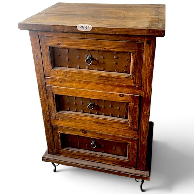 1990s Rustic Southwestern Pine 3-Drawer Planked Clavo Chest or Nightstand For Sale - Image 5 of 14