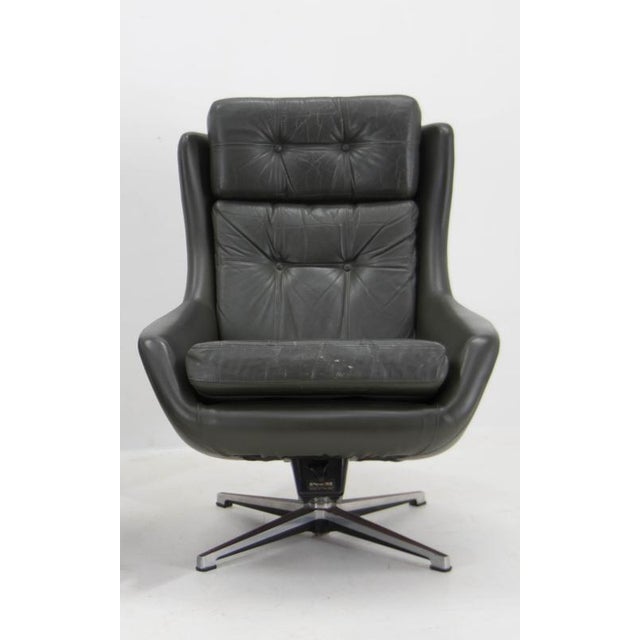 Mid-Century Modern Swivel Rocking Chair, 1970s For Sale - Image 4 of 12