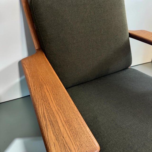 2000 - 2009 GE-290A Lounge Chair by Hans J. Wegner for Getama, Denmark, 1990s For Sale - Image 5 of 7