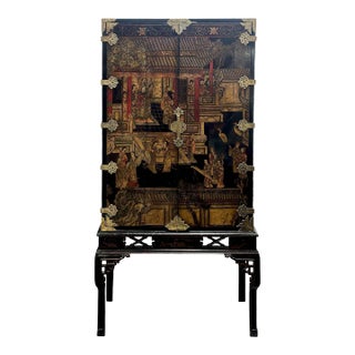 Late 19th Century Chinese Coromandel Bar Cabinet For Sale