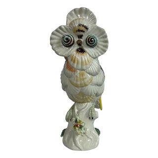 Mid 20th Century Mottahedeh Italian Grotto Style Majolica Seashell Owl Figurine For Sale