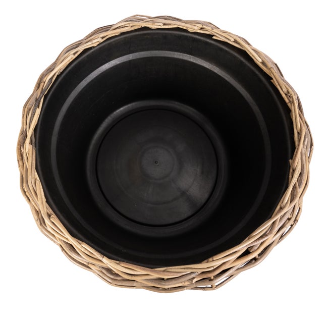 Farmhouse Artifacts Rattan Round Cone Planter with Black Plastic Insert, Natural, 22" For Sale - Image 3 of 10