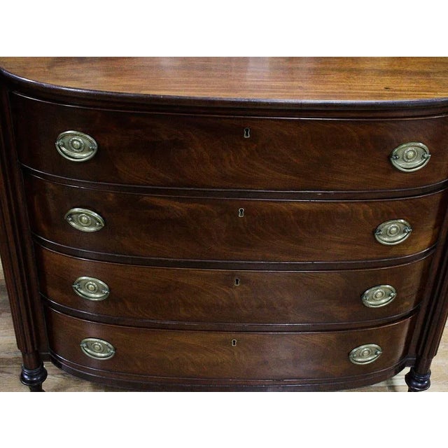 Antique Early 1800s American Mahogany Chest of Drawers. For Sale - Image 10 of 11