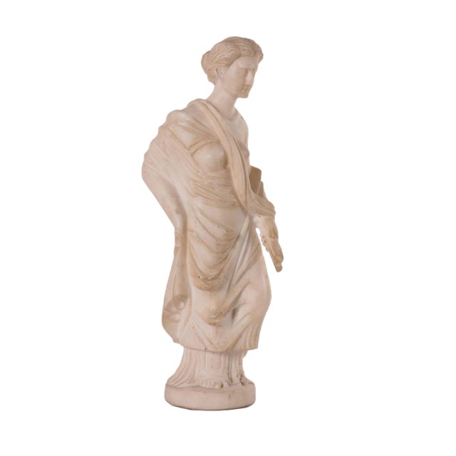 Sculpture of a Roman Matron in White Marble, Italy, 19th Century For Sale