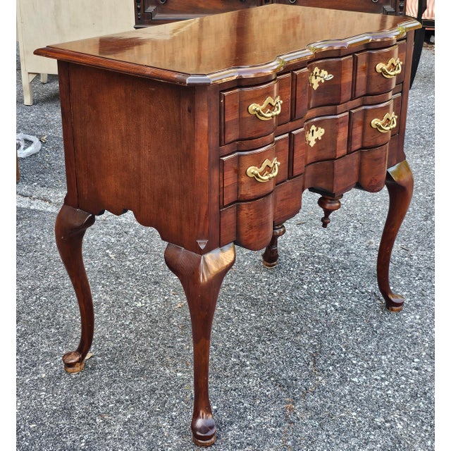 1980s 1980s Thomasville Collector's Cherry Silver Anniversary Blockfront Lowboy For Sale - Image 5 of 12