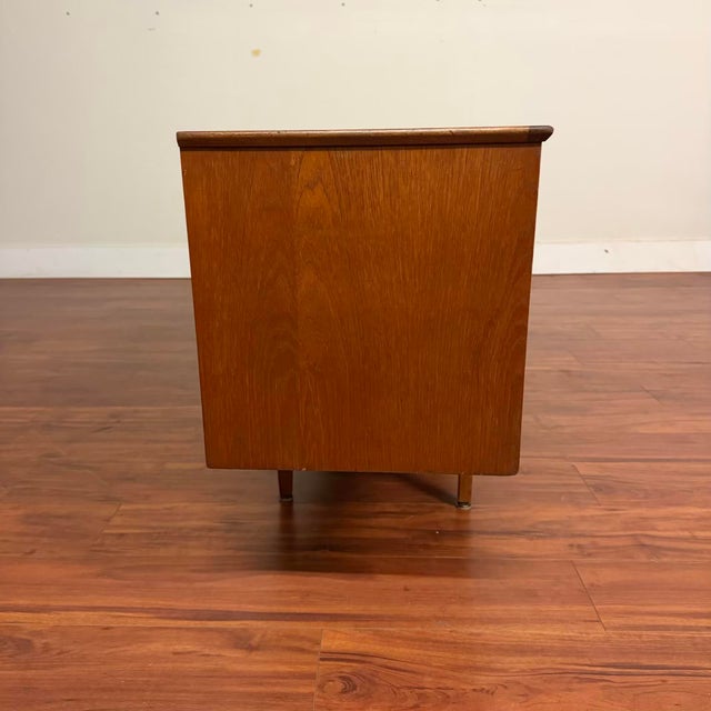 Jentique Vintage Teak Mid-Century Sideboard Bar For Sale - Image 9 of 15