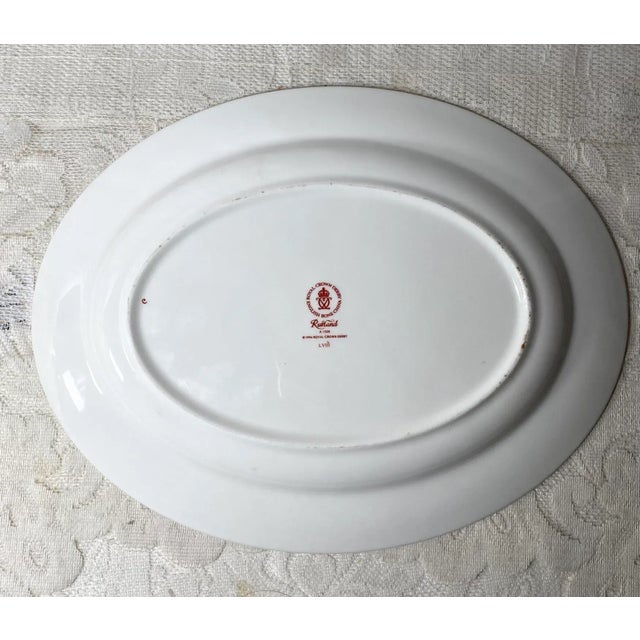 Royal Crown Derby Porcelain 1990s Royal Crown Derby Rutland Oval Serving Platter - Blue & Rust Flowers, Gold Lattice Design, Gold Trim For Sale - Image 4 of 9