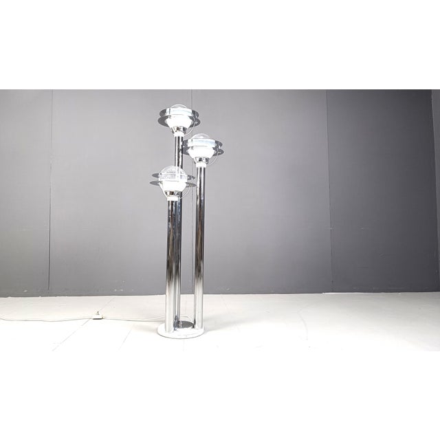 1970s Space Age Chromed and Glass Floor Lamp, 1970s For Sale - Image 5 of 10