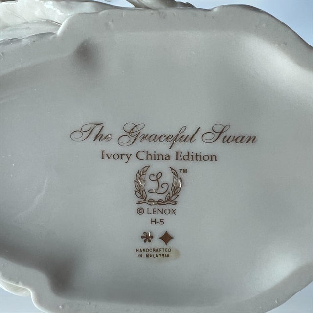 Vintage Lenox “The Graceful Swan” Porcelain Figurine | White Swan Home Décor For Sale - Image 13 of 13