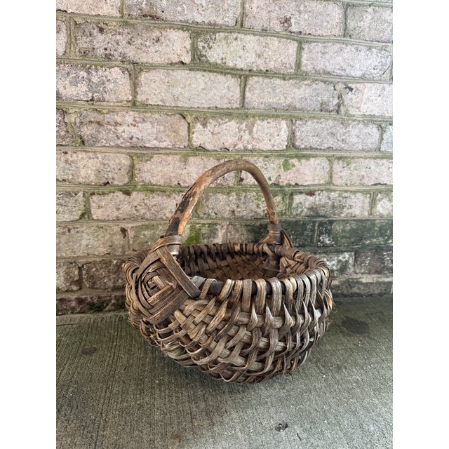 洋書 Antique Baskets and Basketry: A Collecto rn-