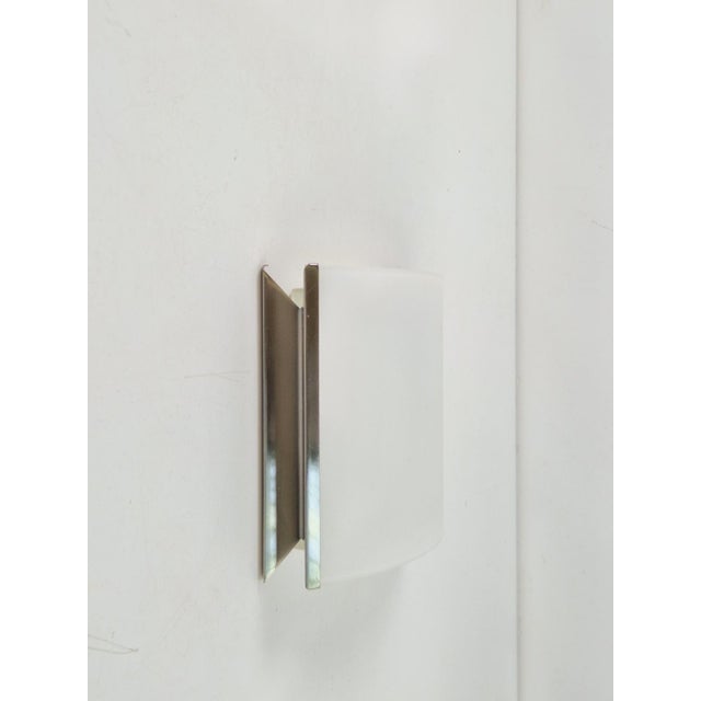 Hollywood Regency Tecla Wall Lamp in Opaline Glass from Panzeri, 1980s For Sale - Image 3 of 7