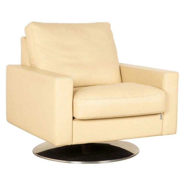 CL 500 Leather Armchair from Erpo For Sale